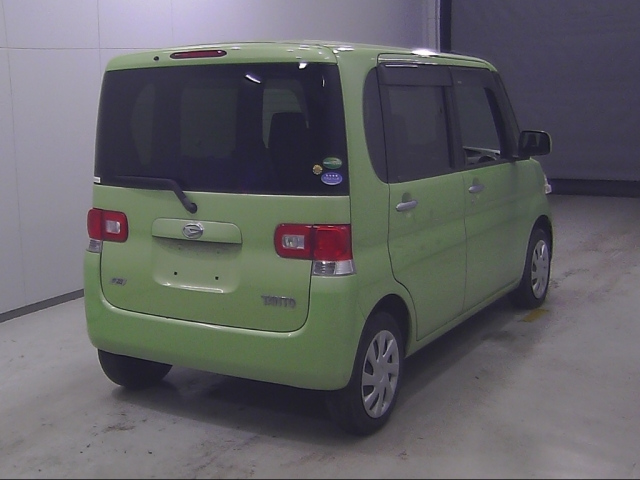 DAIHATSU TANTO 2012