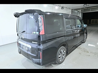 HONDA STEP WAGON 2016