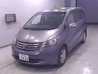 HONDA FREED 2011