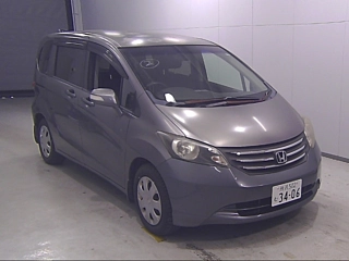 HONDA FREED 2011