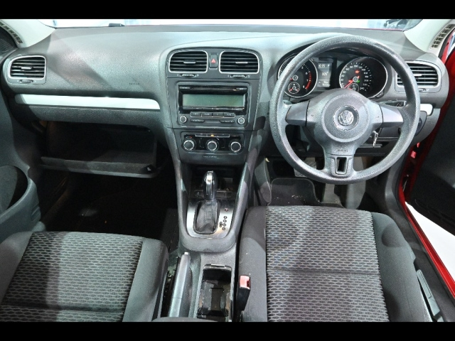 VOLKSWAGEN GOLF 2011
