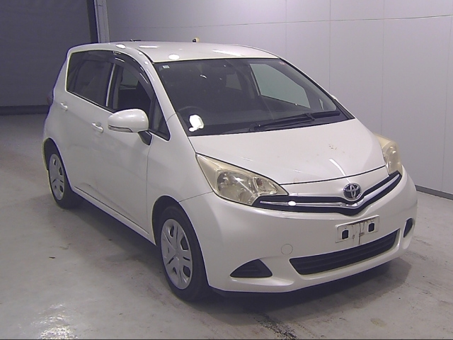 TOYOTA RACTIS 2010