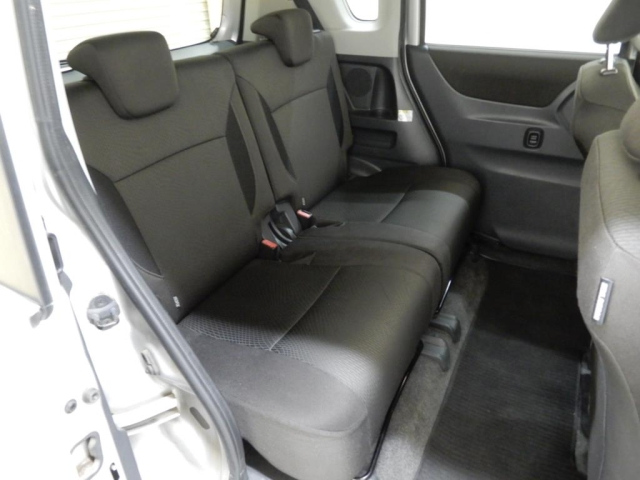 MITSUBISHI DELICA D2 2012