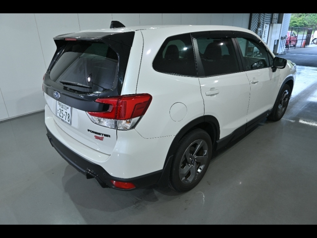 SUBARU FORESTER 2023