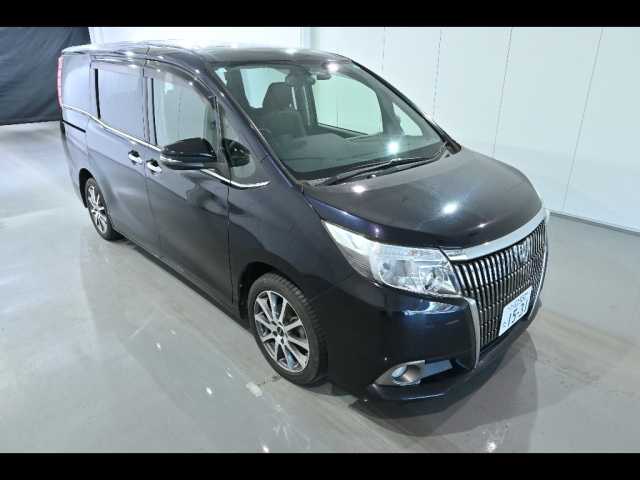TOYOTA ESQUIRE 2015