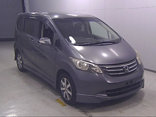 HONDA FREED 2010
