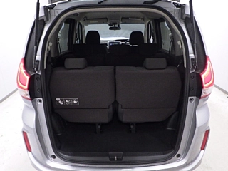 HONDA FREED 2022