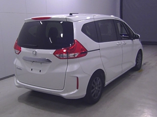 HONDA FREED 2023