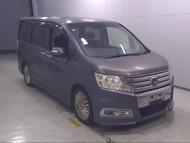 HONDA STEP WAGON 2012