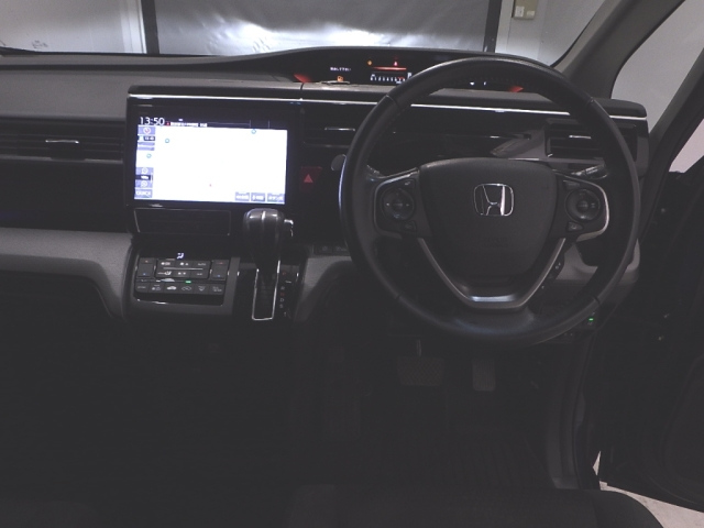 HONDA STEP WAGON 2021