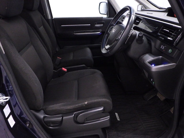 HONDA STEP WAGON 2021