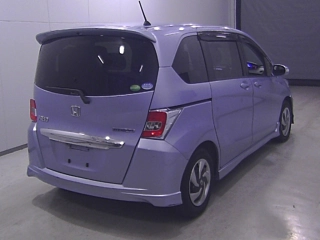 HONDA FREED 2016