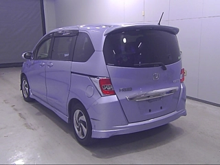 HONDA FREED 2016