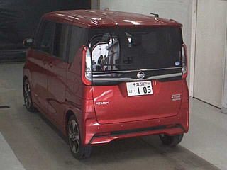 NISSAN ROOX