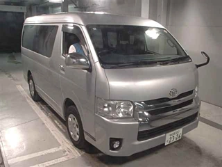 TOYOTA HIACE 2014