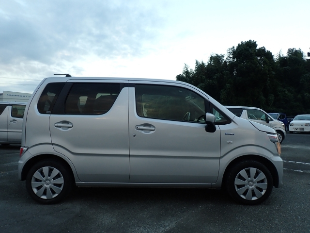 SUZUKI WAGON R 2022
