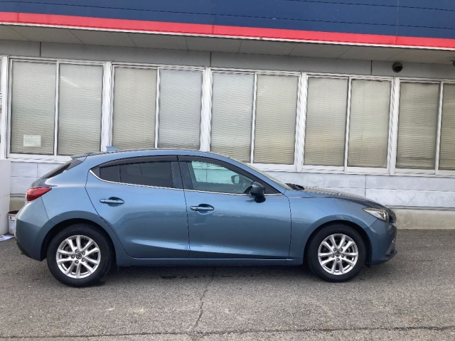 MAZDA AXELA 2015