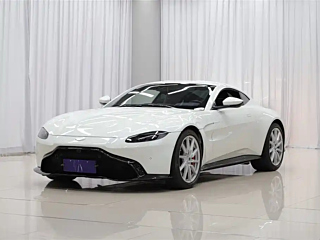 ASTON MARTIN V8 VANTAGE  2018