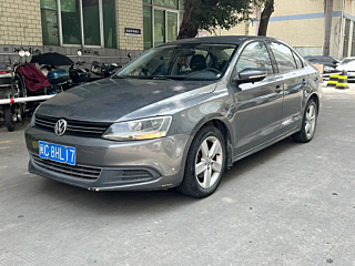 VOLKSWAGEN SAGITAR  2012