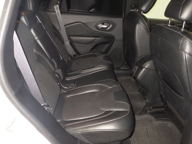CHRYSLER JEEP CHEROKEE 2015