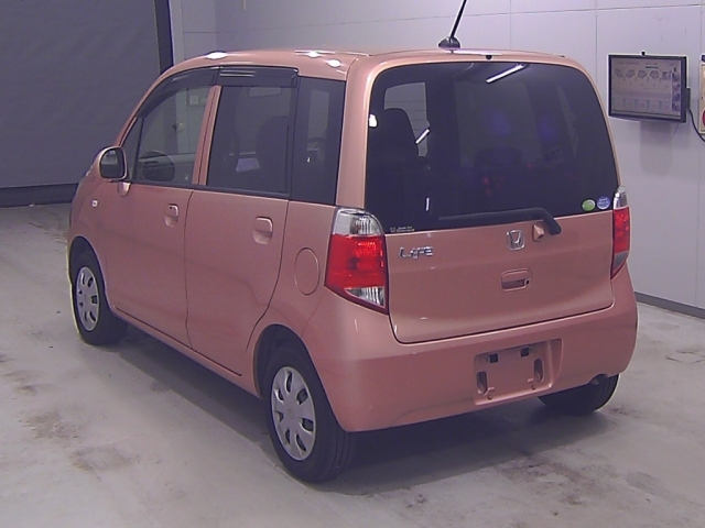HONDA LIFE 2011
