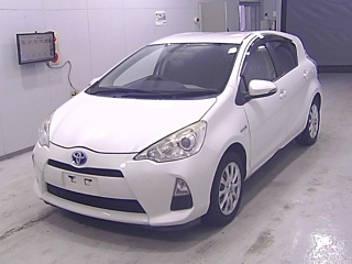 TOYOTA AQUA 2014