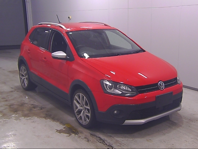 VOLKSWAGEN CROSS POLO 2016