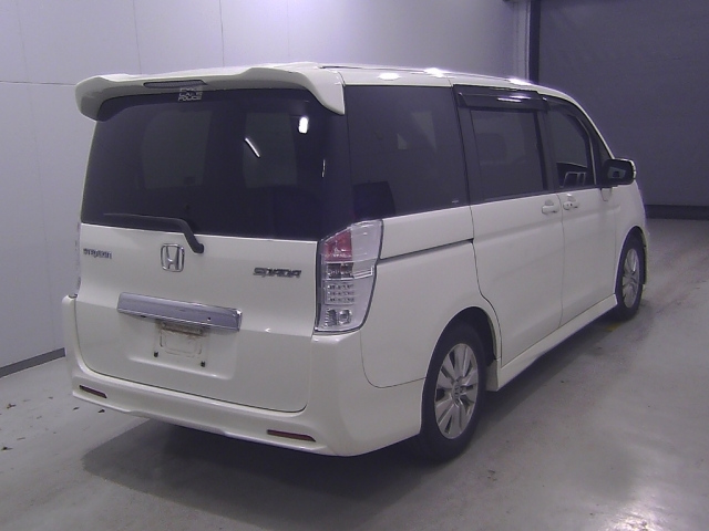 HONDA STEP WAGON 2010
