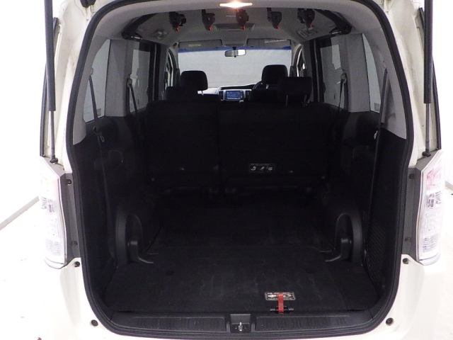 HONDA STEP WAGON 2010