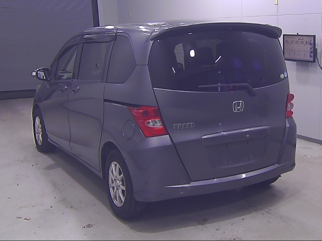 HONDA FREED 2009