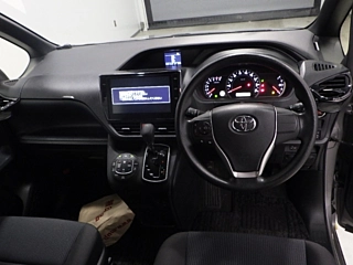 TOYOTA NOAH 2016