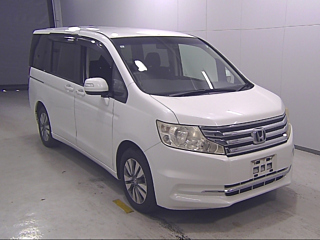 HONDA STEP WAGON 2013