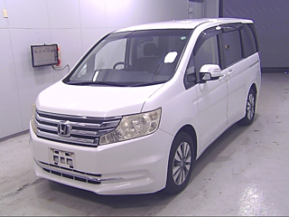 HONDA STEP WAGON 2013