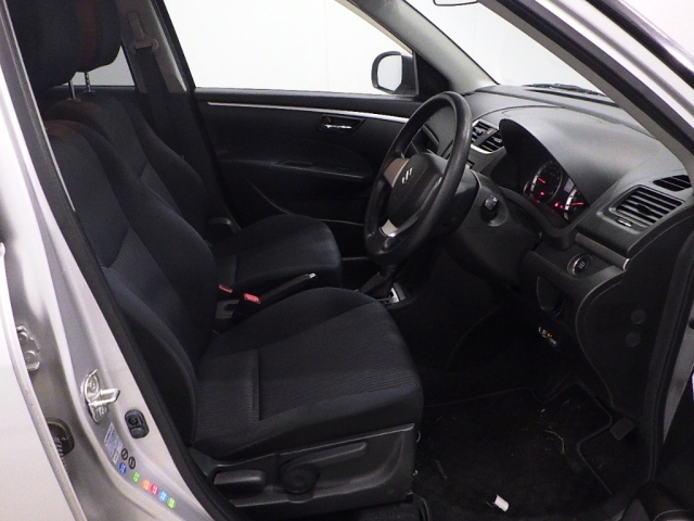 SUZUKI SWIFT 2010