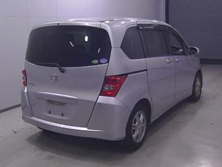 HONDA FREED 2009