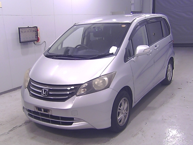 HONDA FREED 2009