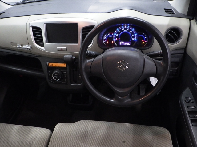 SUZUKI WAGON R 2013