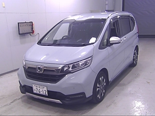 HONDA FREED 2023