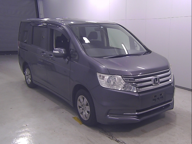 HONDA STEP WAGON 2012