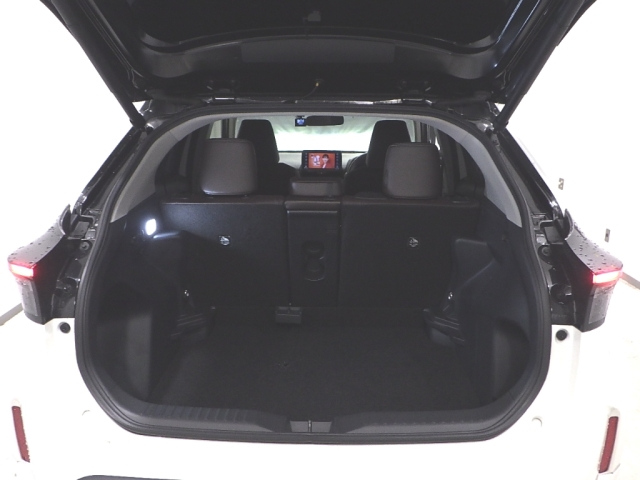 TOYOTA YARIS CROSS 2021