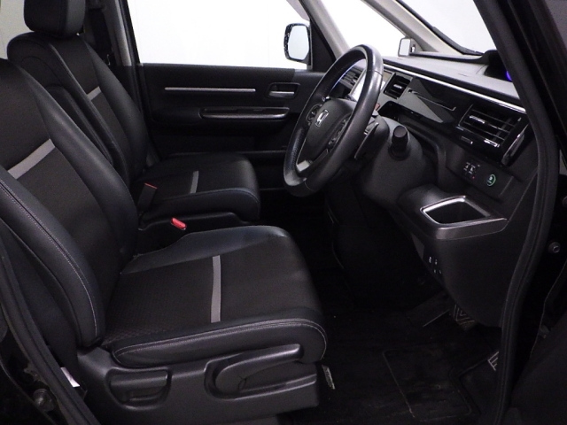 HONDA STEP WAGON 2019