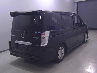 HONDA STEP WAGON 2011