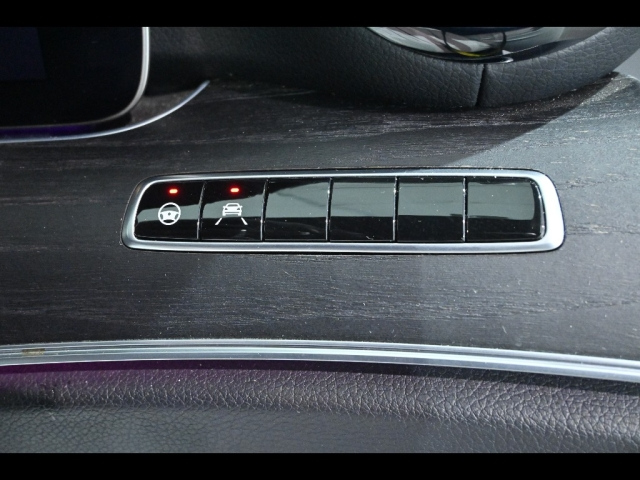 MERCEDES BENZ E CLASS 2017