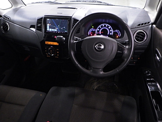 NISSAN ROOX 2010