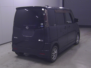 NISSAN ROOX 2010