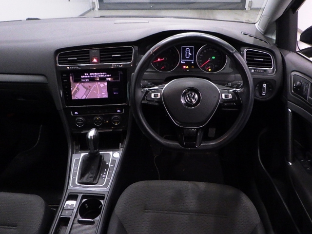 VOLKSWAGEN GOLF VARIANT 2018