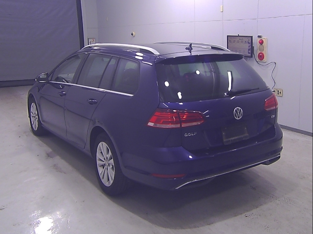 VOLKSWAGEN GOLF VARIANT 2018