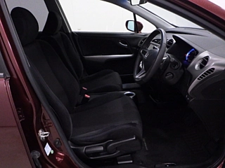 HONDA STREAM 2013