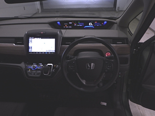 HONDA FREED 2024