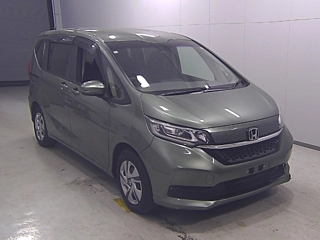 HONDA FREED 2024